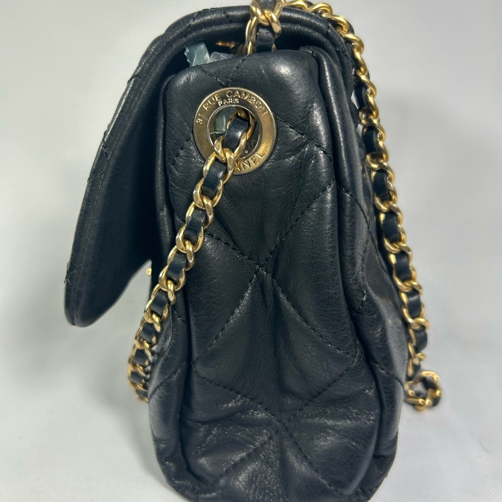 Chanel Chic Quilted Flap Bag - Picture 7 of 16